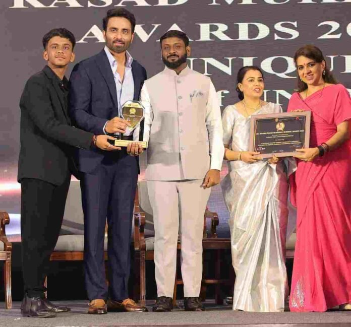 Med-Tech platform, healthcare professionals, medical e-commerce India, nursing education, allied healthcare, medical journals, UNIQUELYMED.IN, Ramakant Gaikwad, medical supplies, academic resources,